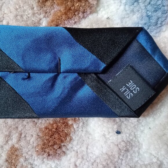Silk Tie Bundle - Picture 2 of 16